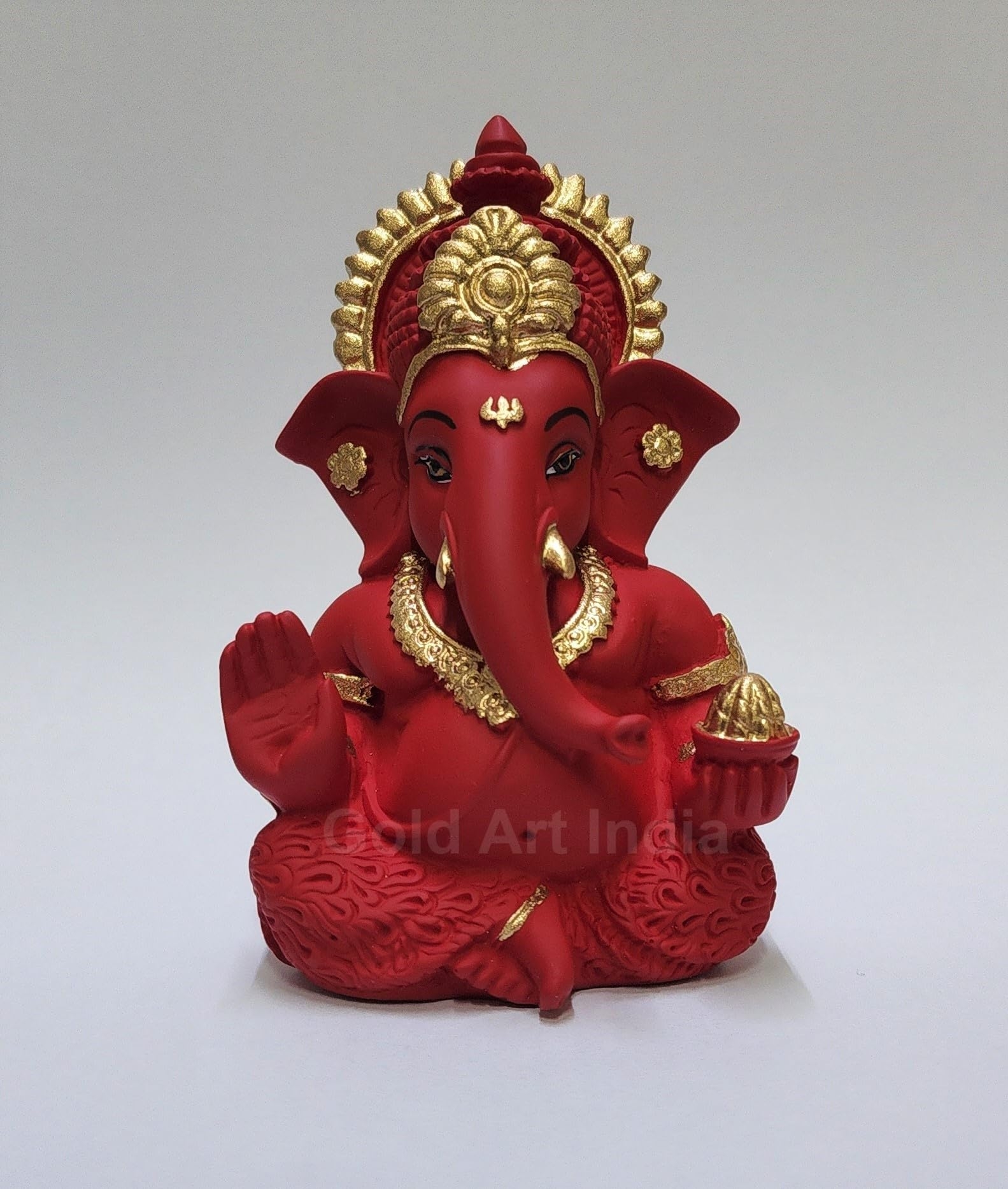 Gold Art India Mukut Ganesha Idol for Car Dashboard Maroon Red and Gold Small Ganesha Murti Ganpati Idol for Home Decor Puja Lord Ganesh Statue Gift for Office Desk Puja Room Figurine
