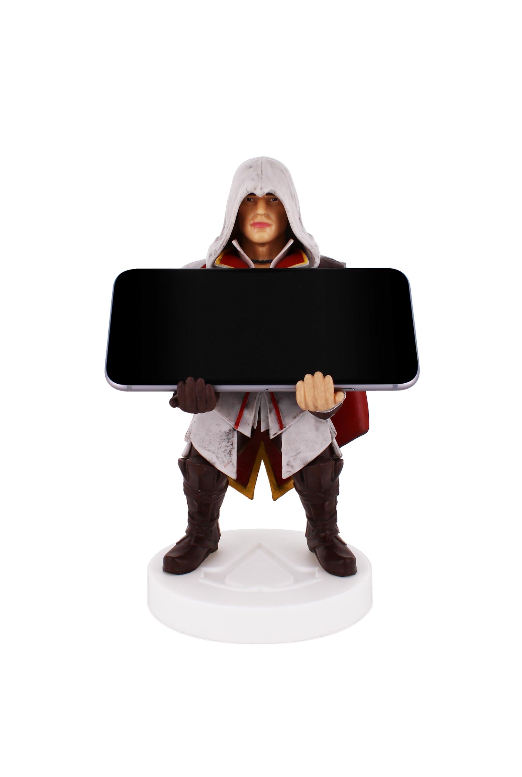 Cableguys Assassin's Creed Ezio Gaming Figure - Accessory Stand for Controller or Smartphone - USB Cable Included - 20 cm - Image 3