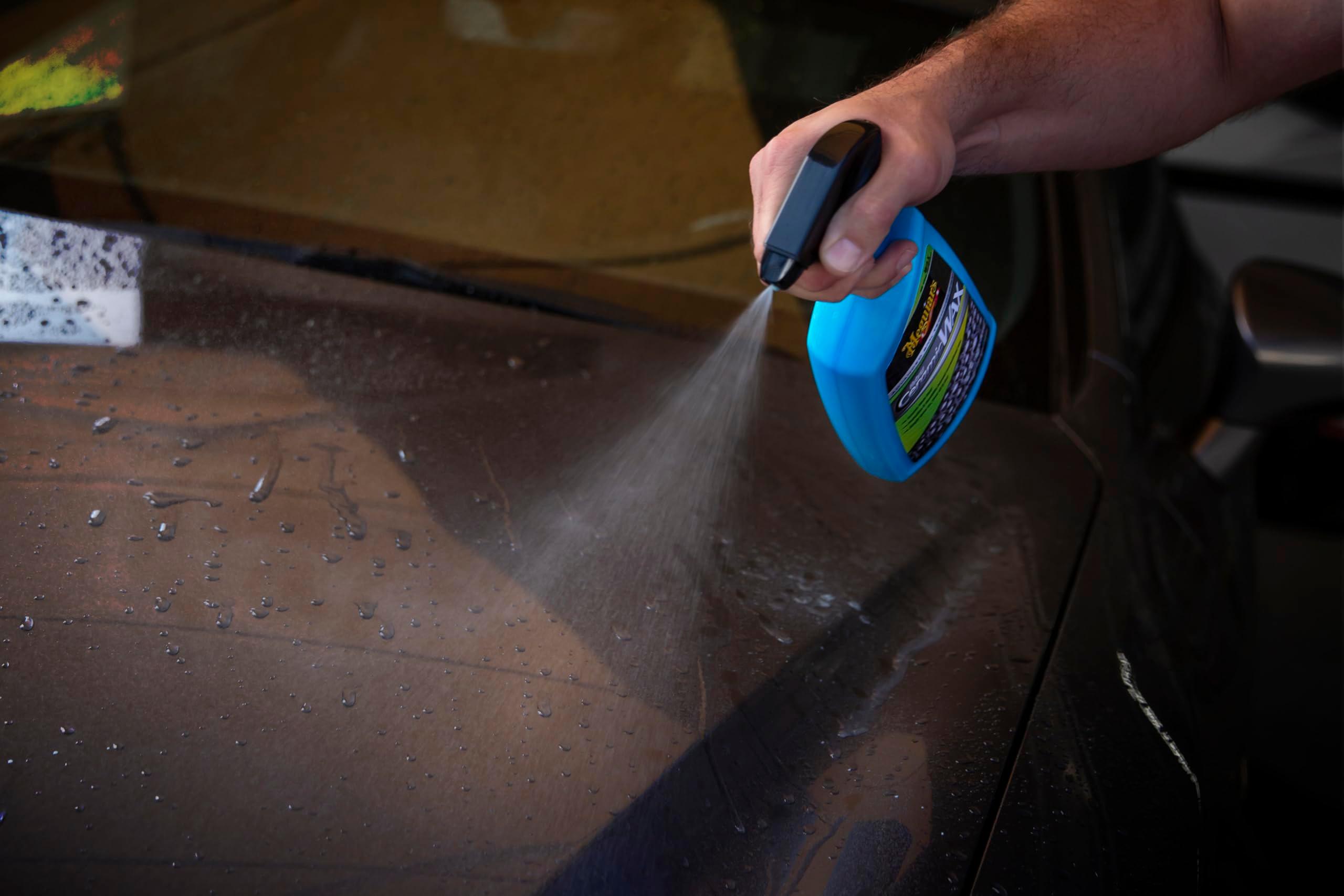 Meguiar's Hybrid Ceramic Wax, Easy-to-Use Spray Wax for Car Detailing with the Superior Protective Power of Advanced SiO2 Hybrid Barrier Technology, 26 Oz Spray Bottle - Image 5