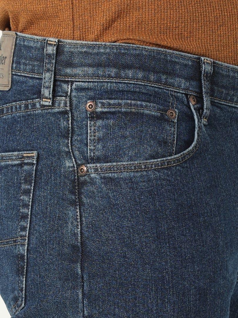 Wrangler Authentics Men's Regular Fit Comfort Flex Waist Jean - Image 6