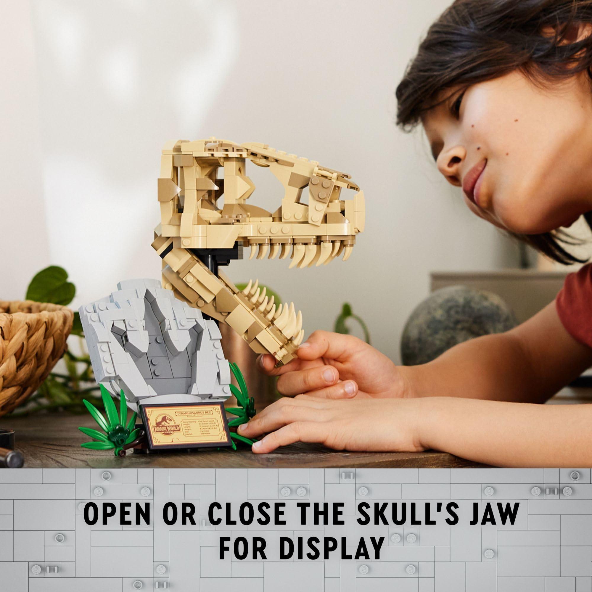 LEGO Jurassic World Dinosaur Fossils: T. rex Skull, Dino Toy for Boys and Girls, Educational Skeleton Model Set with Bones for Kids, Great Gift for Fans of The Jurassic Park Movies, 76964 - Image 2