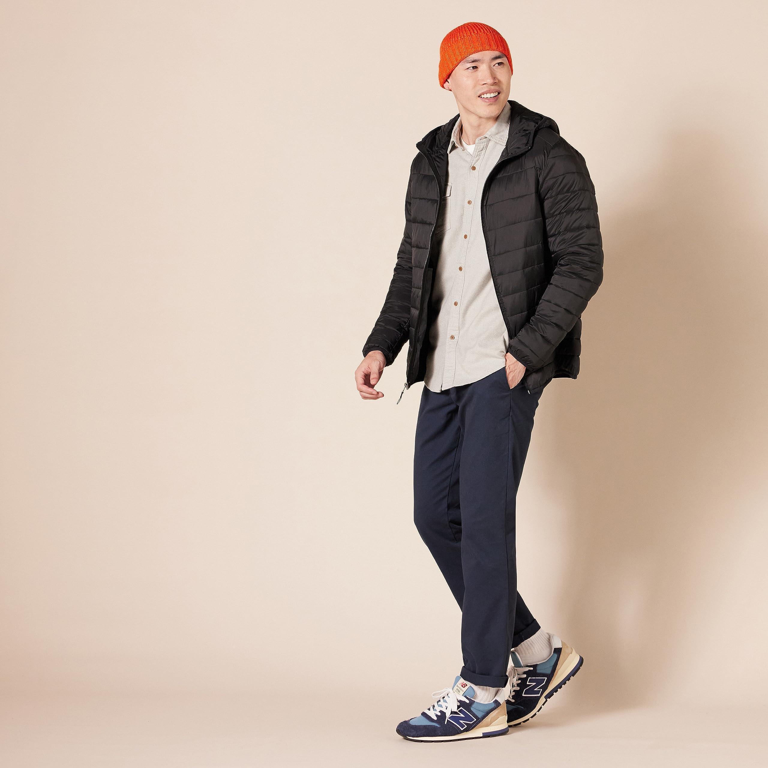 Amazon Essentials Men's Lightweight Water-Resistant Packable Hooded Puffer Jacket - Image 5